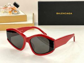 Picture of Balenciga Sunglasses _SKUfw56610616fw